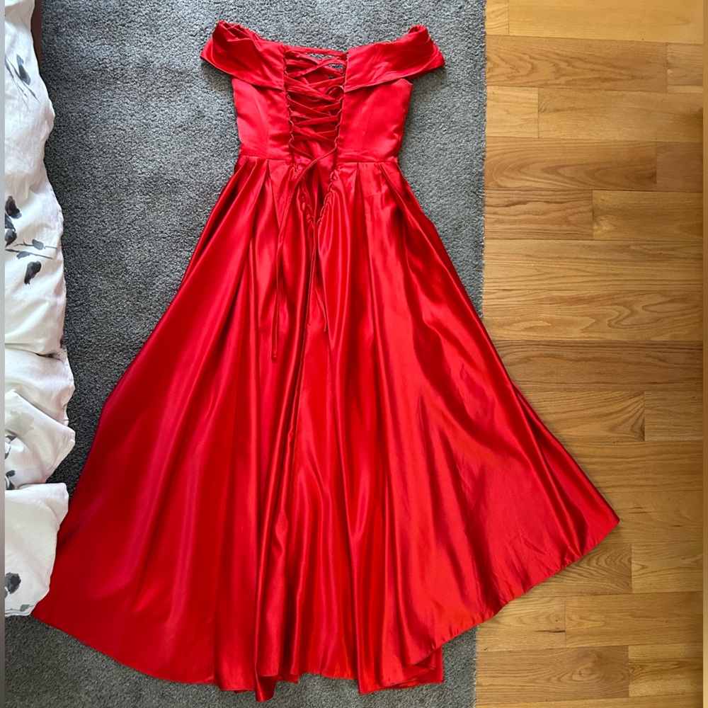 Off the shoulder prom dress - Picture 4 of 15